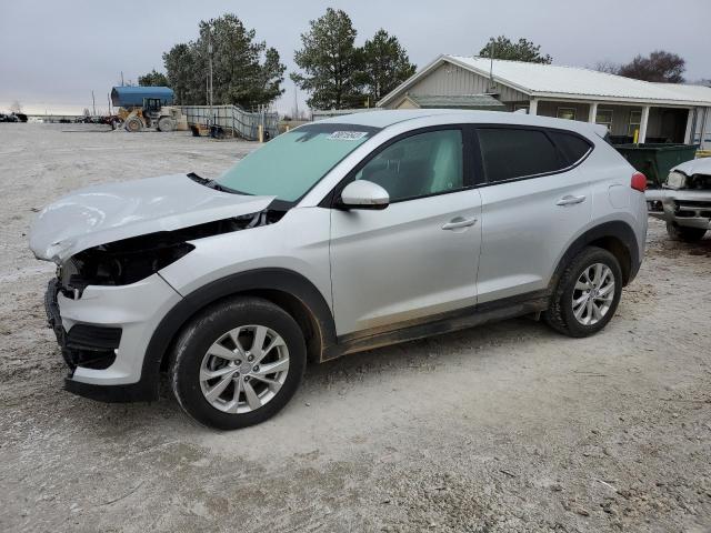 HYUNDAI TUCSON SE 2019 with VIN KM8J2CA47KU061998 - Photo from auction