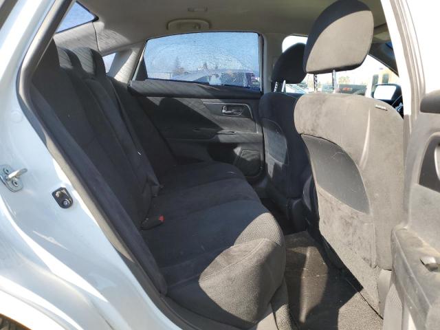 Photo 10 from auction – 2015 NISSAN ALTIMA 2.5 with VIN 1N4AL3AP5FN325530
