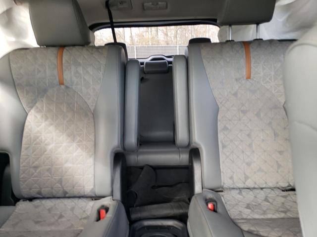 Photo 10 from auction – 2022 TOYOTA HIGHLANDER with VIN 5TDABRCH2NS541995