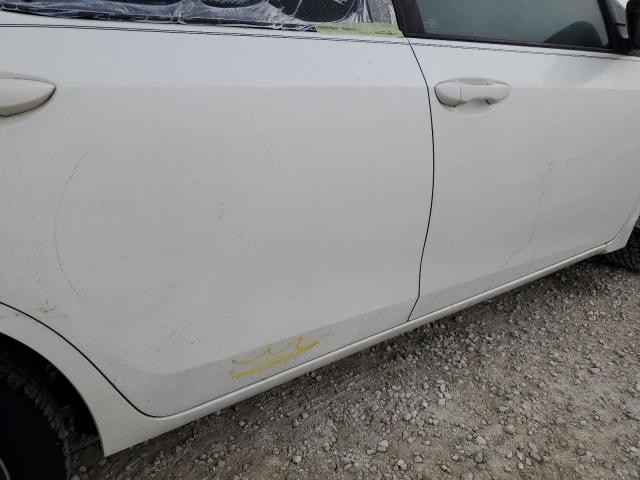 Photo 12 from auction – 2017 TOYOTA COROLLA L with VIN 5YFBURHE9HP716740