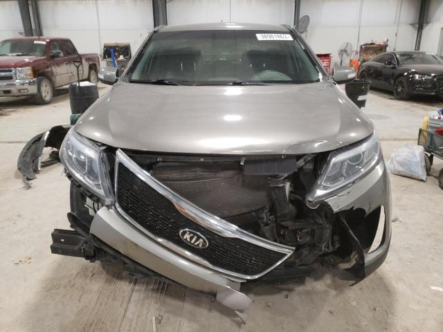 Photo 5 from auction – 2015 KIA SORENTO LX with VIN 5XYKT3A63FG588435