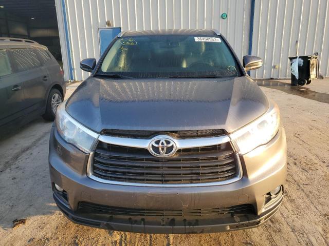 Photo 5 from auction – 2015 TOYOTA HIGHLANDER with VIN 5TDJKRFH8FS155417