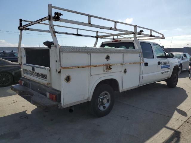 Photo 3 from auction – 2005 CHEVROLET SILVERADO with VIN 1GBHC23U25F912304