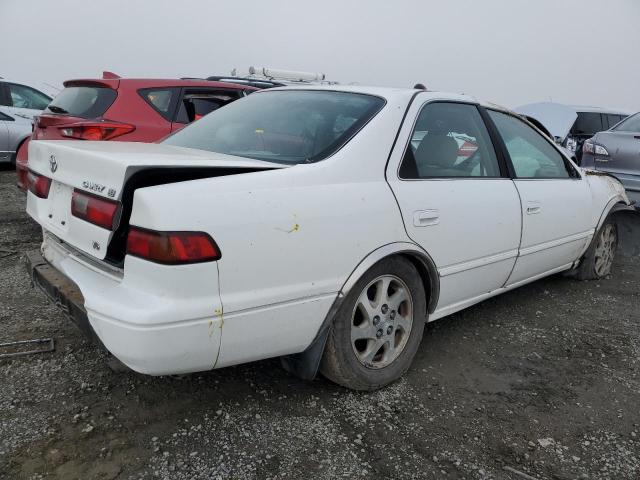 Photo 3 from auction – 1999 TOYOTA CAMRY LE with VIN JT2BF28K4X0173483