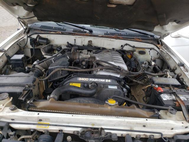 Photo 12 from auction – 2001 TOYOTA 4RUNNER LI with VIN JT3GN87R910214462
