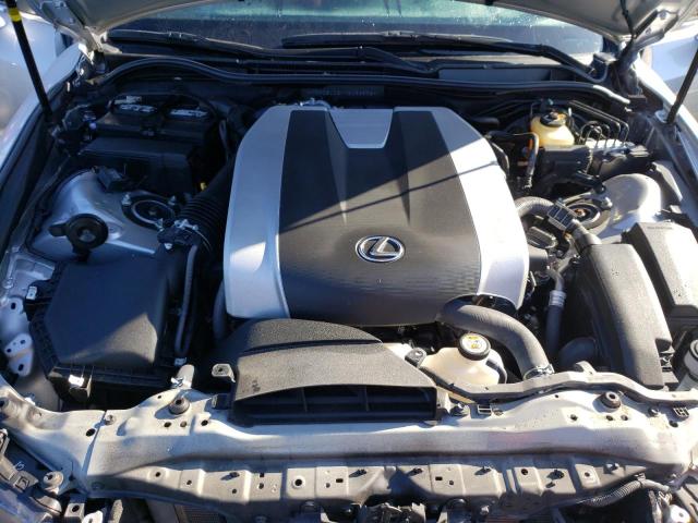 Photo 11 from auction – 2019 LEXUS IS 300 with VIN JTHC81D2XK5036936