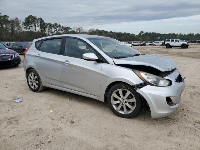 Photo 4 from auction – 2012 HYUNDAI ACCENT GLS with VIN KMHCU5AE0CU047434