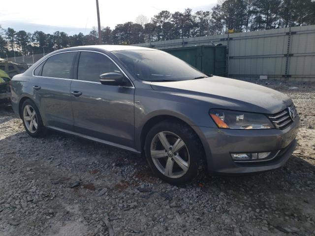 Photo 4 from auction – 2015 VOLKSWAGEN PASSAT with VIN 1VWAS7A31FC117381