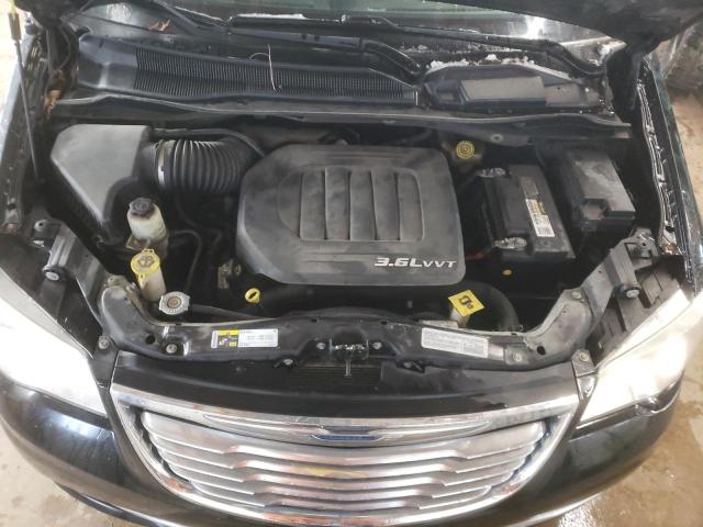 Photo 12 from auction – 2014 CHRYSLER TOWN & COU with VIN 2C4RC1BG0ER382090