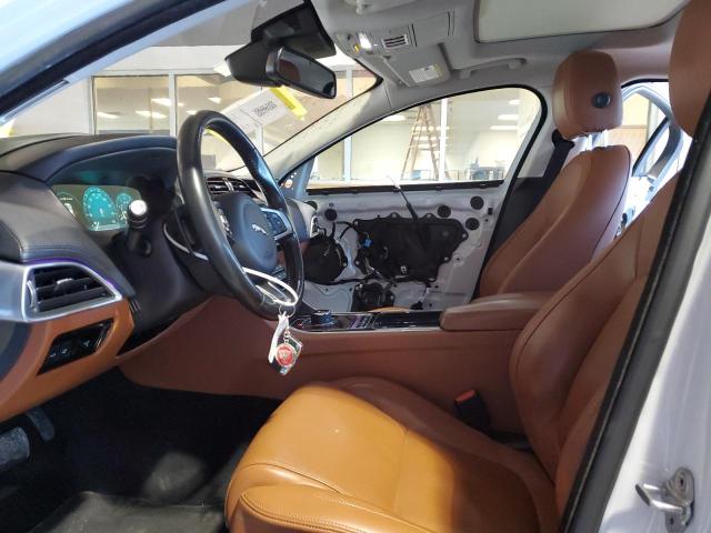 Photo 7 from auction – 2018 JAGUAR XE with VIN SAJAN4EV6JCP17831