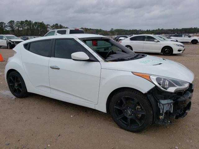 Photo 4 from auction – 2015 HYUNDAI VELOSTER with VIN KMHTC6AD8FU220508