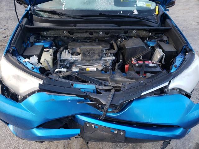 Photo 12 from auction – 2017 TOYOTA RAV4 LE with VIN JTMBFREV2HJ714637