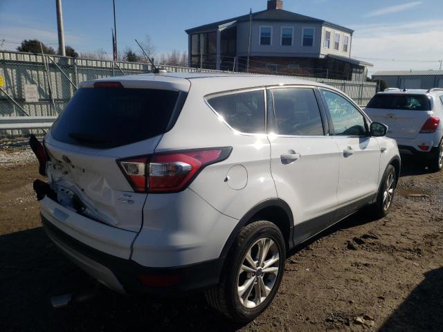 Photo 3 from auction – 2017 FORD ESCAPE SE with VIN 1FMCU9GD7HUB03320