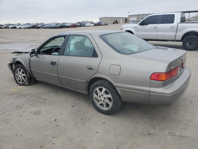 Photo 2 from auction – 2001 TOYOTA CAMRY CE with VIN 4T1BG22K01U071848