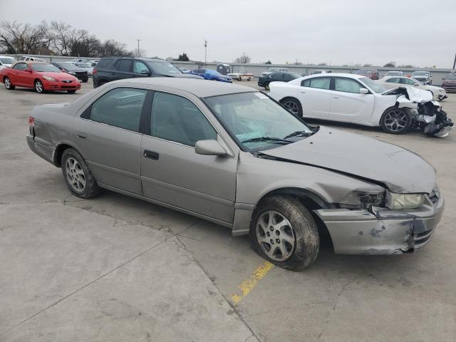 Photo 4 from auction – 2001 TOYOTA CAMRY CE with VIN 4T1BG22K01U071848