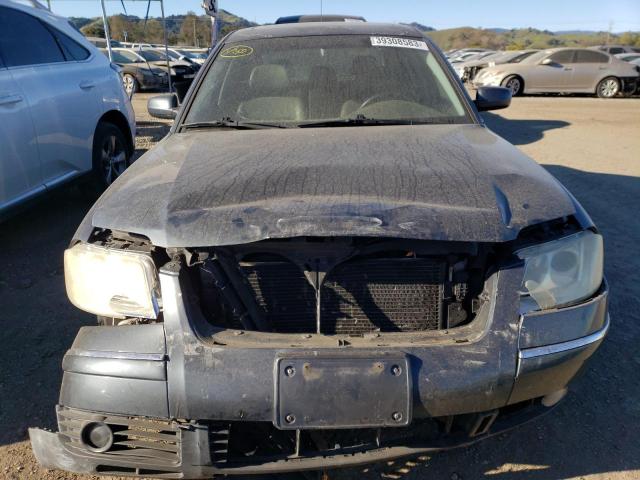 Photo 5 from auction – 2003 VOLKSWAGEN PASSAT GLS with VIN WVWPD63B53P035518