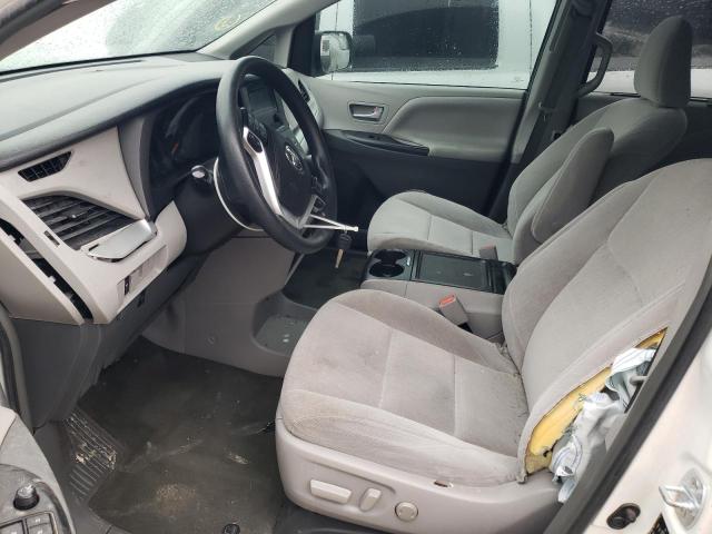 Photo 7 from auction – 2017 TOYOTA SIENNA LE with VIN 5TDKZ3DC1HS851799