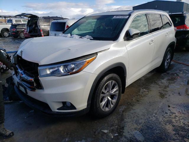 TOYOTA HIGHLANDER 2015 with VIN 5TDJKRFH7FS157675 - Photo from auction