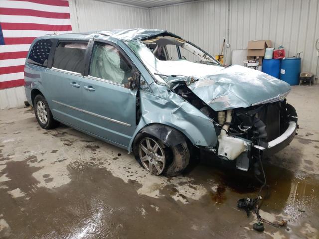 Photo 4 from auction – 2010 CHRYSLER TOWN & COU with VIN 2A4RR5D15AR337200