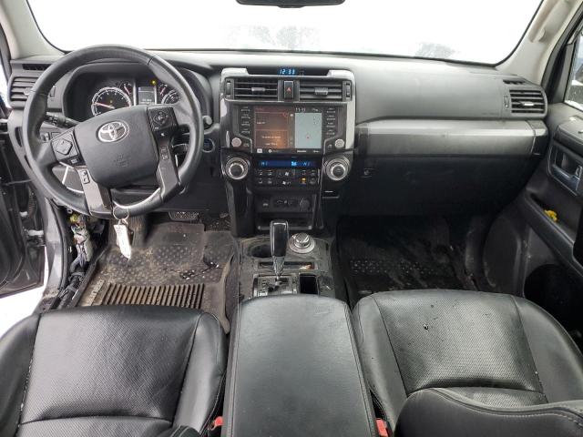 Photo 8 from auction – 2020 TOYOTA 4RUNNER SR with VIN JTEBU5JR8L5809370