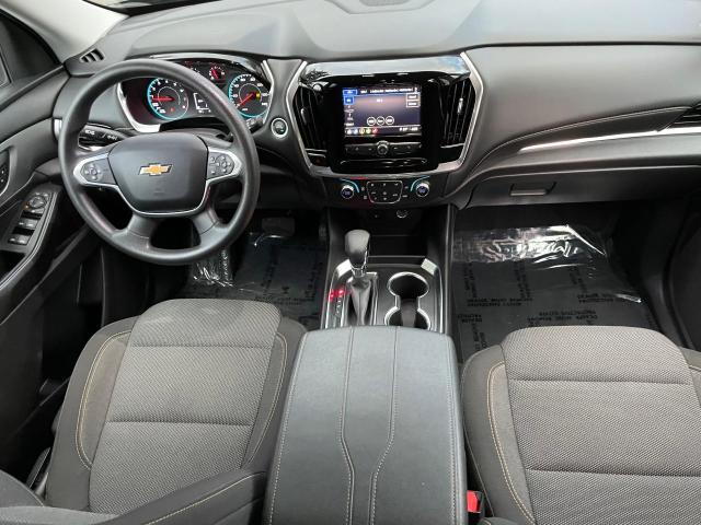 Photo 9 from auction – 2021 CHEVROLET TRAVERSE L with VIN 1GNERFKWXMJ187142