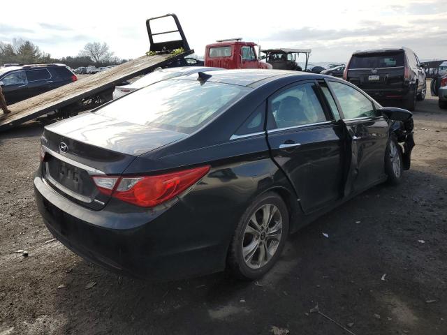 Photo 3 from auction – 2013 HYUNDAI SONATA SE with VIN 5NPEC4AC5DH783113