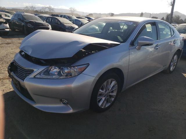 LEXUS ES 300H 2014 с VIN JTHBW1GG7E2039176 - Фото с аукциона