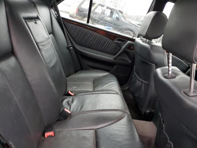Photo 10 from auction – 1998 MERCEDES-BENZ E 320 with VIN WDBJF65F2WA525744