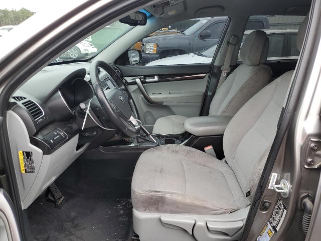 Photo 7 from auction – 2015 KIA SORENTO LX with VIN 5XYKTDA67FG639912