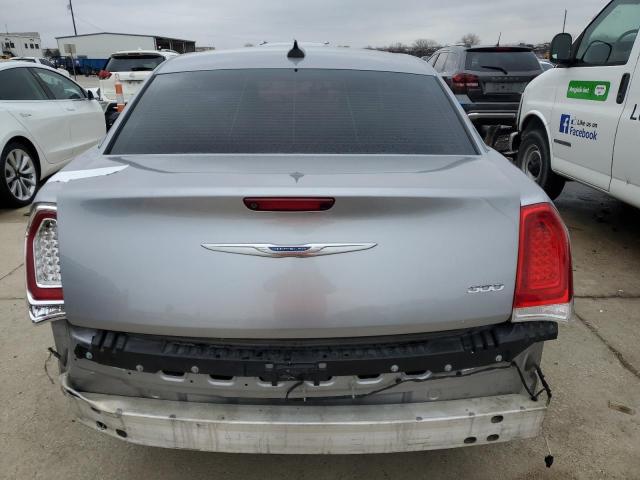 Photo 6 from auction – 2018 CHRYSLER 300 LIMITE with VIN 2C3CCAEG3JH193939