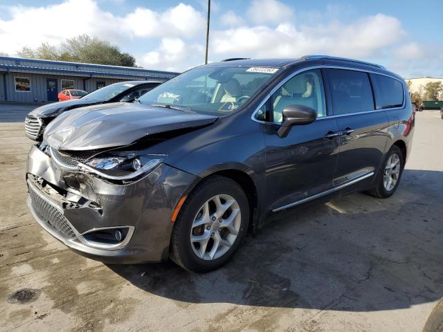 CHRYSLER PACIFICA T 2017 with VIN 2C4RC1EG9HR506311 - Photo from auction