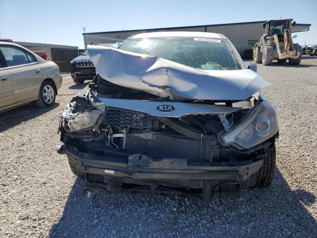 Photo 5 from auction – 2016 KIA FORTE LX with VIN KNAFK4A64G5569877