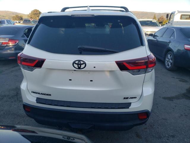 Photo 6 from auction – 2019 TOYOTA HIGHLANDER with VIN 5TDJZRFH3KS604296
