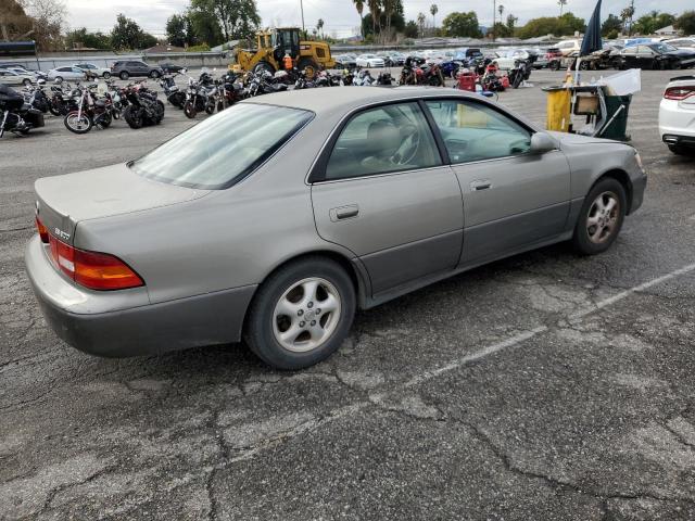 Photo 3 from auction – 1998 LEXUS ES 300 with VIN JT8BF28G1W5014648
