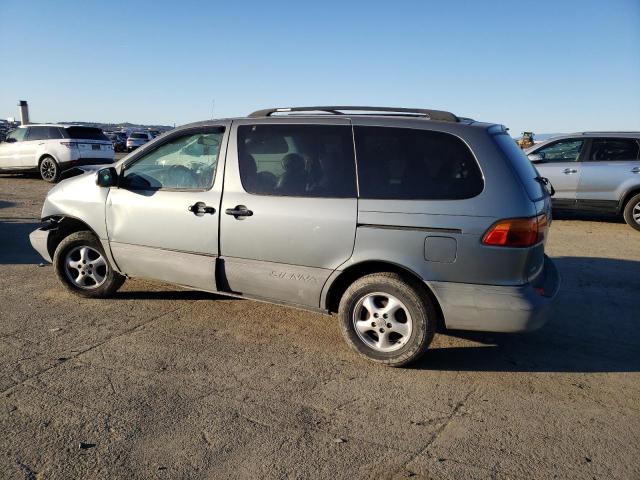 Photo 2 from auction – 2000 TOYOTA SIENNA with VIN 4T3ZF13C6YU187558