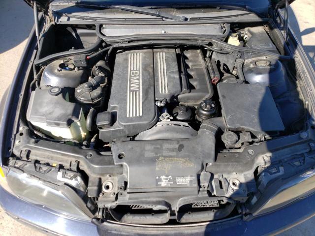 Photo 11 from auction – 2003 BMW 325 I with VIN WBAAZ33403PH31274