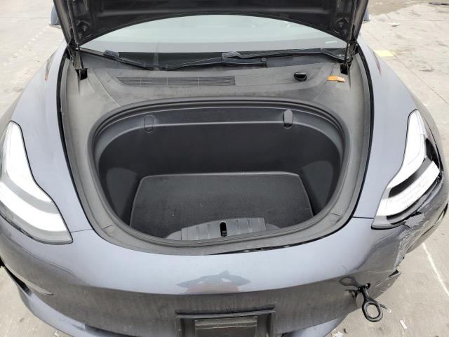 Photo 11 from auction – 2018 TESLA MODEL 3 with VIN 5YJ3E1EB5JF132625