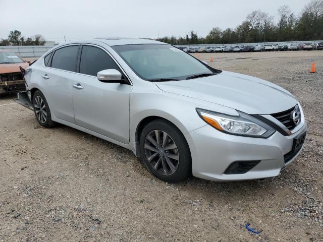 Photo 4 from auction – 2017 NISSAN ALTIMA 2.5 with VIN 1N4AL3AP4HC267344