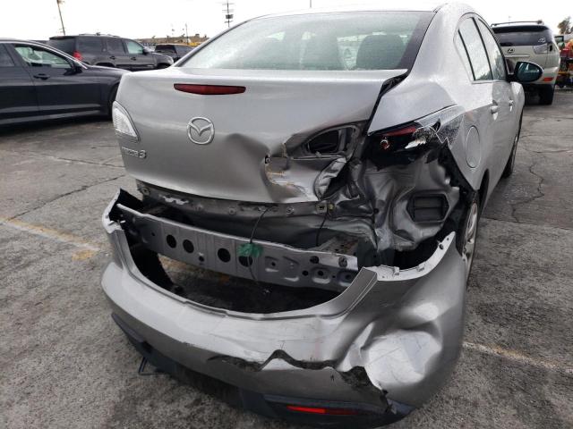 Foto 12 de la subasta – 2011 MAZDA 3 I con VIN JM1BL1UG7B1427945