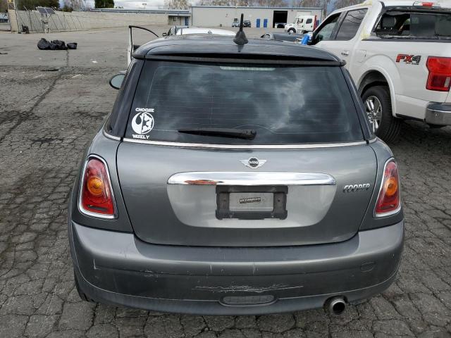 Photo 6 from auction – 2010 MINI COOPER with VIN WMWMF3C53ATZ65313
