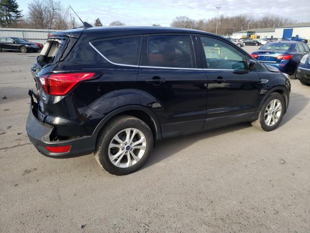 Photo 3 from auction – 2019 FORD ESCAPE SE with VIN 1FMCU0GD7KUB44033