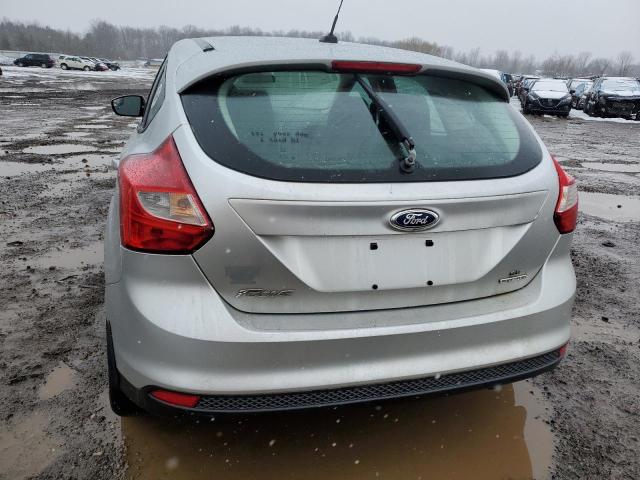 Zdjęcie 6 z aukcji – 2014 FORD FOCUS SE z VIN 1FADP3K29EL136488