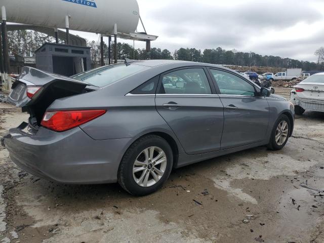 Photo 3 from auction – 2013 HYUNDAI SONATA GLS with VIN 5NPEB4AC5DH671947