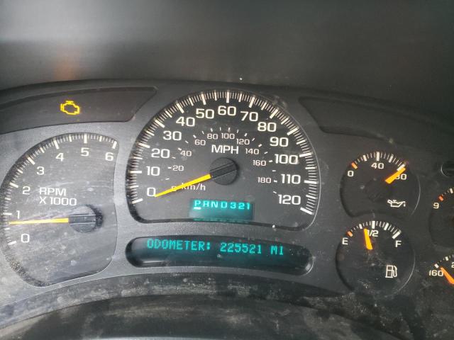 Photo 9 from auction – 2004 CHEVROLET SILVERADO with VIN 2GCEK19V141129797