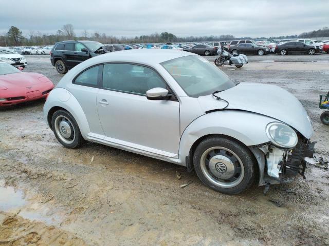 Photo 4 from auction – 2012 VOLKSWAGEN BEETLE with VIN 3VWJP7AT3CM618056