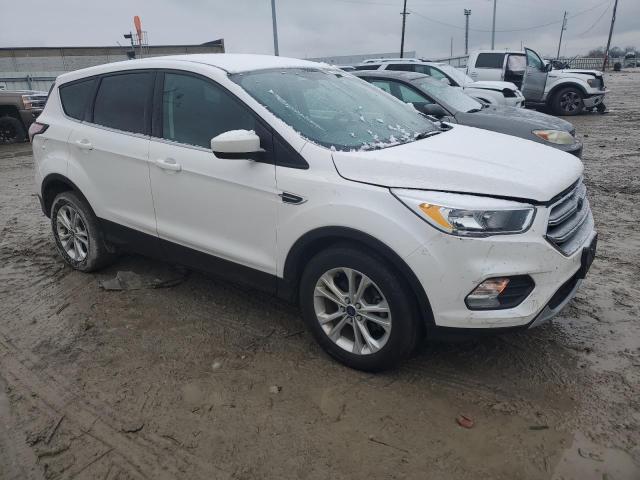 Photo 4 from auction – 2017 FORD ESCAPE SE with VIN 1FMCU0GD3HUE90282