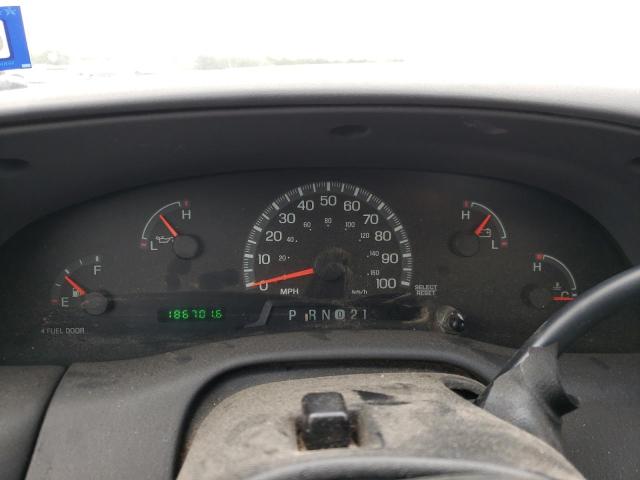 Photo 9 from auction – 2000 FORD F150 with VIN 1FTRX17W5YNA38440