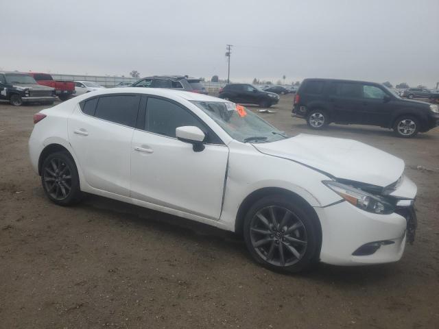 Photo 4 from auction – 2018 MAZDA 3 TOURING with VIN 3MZBN1V35JM166836