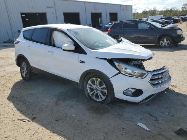 Photo 4 from auction – 2017 FORD ESCAPE SE with VIN 1FMCU0GD1HUE64912