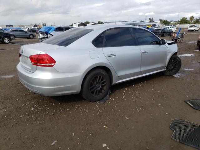 Photo 3 from auction – 2014 VOLKSWAGEN PASSAT S with VIN 1VWAP7A37EC010660